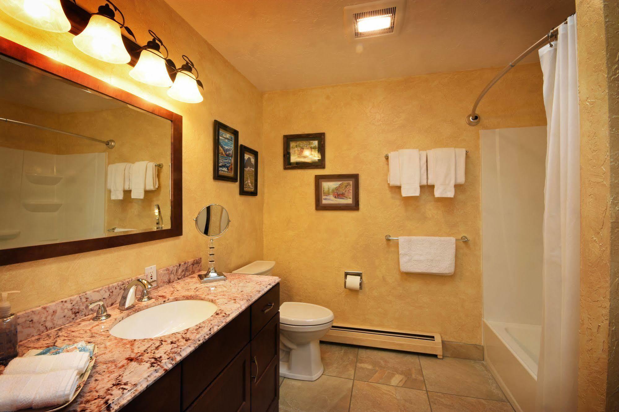 Bad Rock Bed And Breakfast Inn Columbia Falls Exterior photo